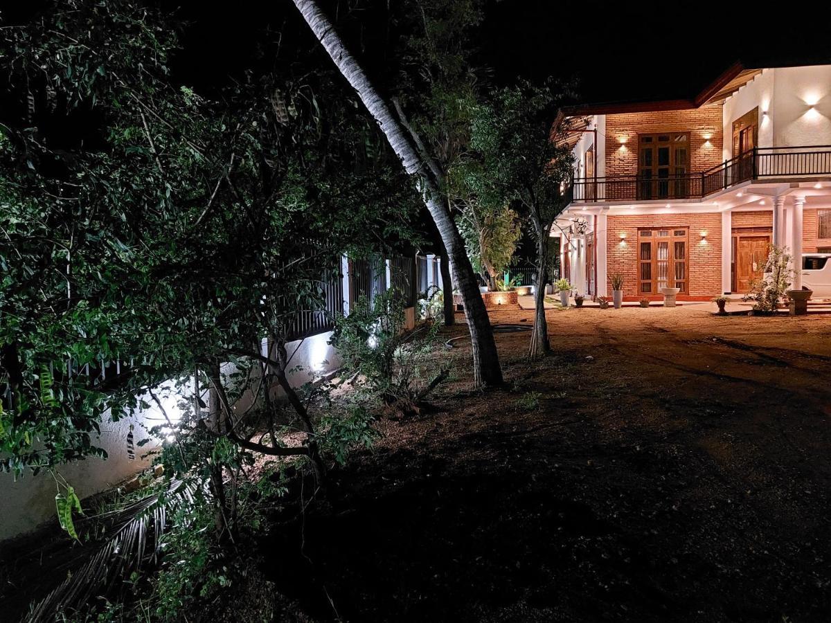 Green Shield Resort Anuradhapura Luaran gambar