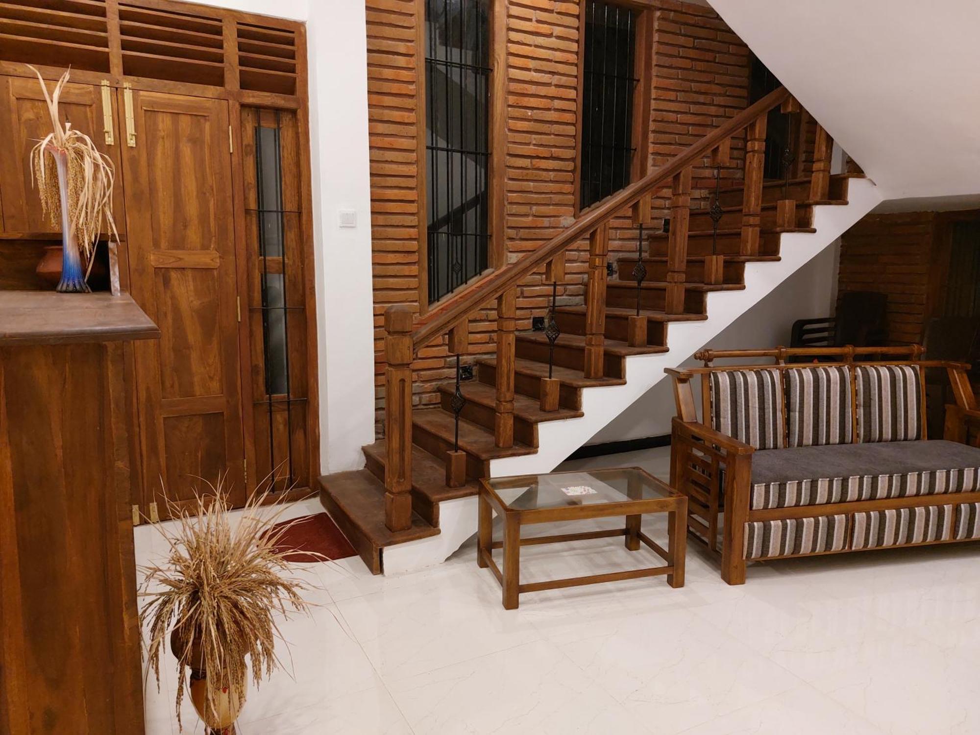 Green Shield Resort Anuradhapura Bilik gambar