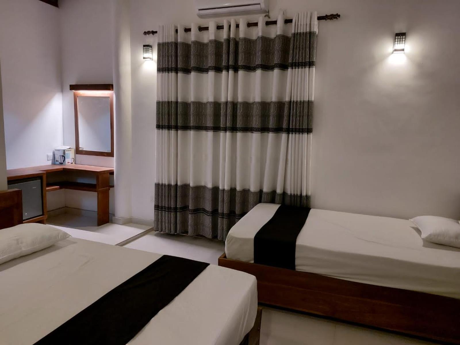 Green Shield Resort Anuradhapura Bilik gambar